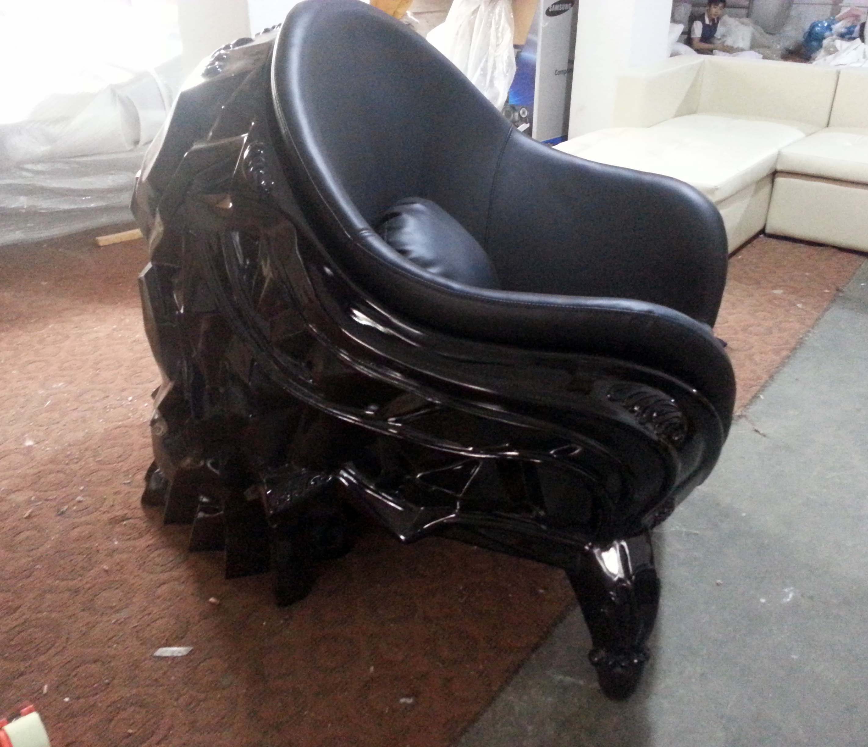 Maximo Riera 骷髅头椅 骷髅头沙 玻璃钢骷髅头创意椅骷髅头雕塑