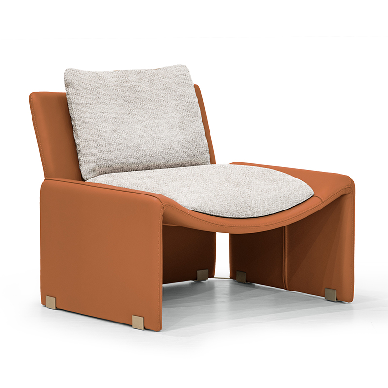 2022年新品 阿斯顿·马丁 扶手椅 意式极简轻奢休闲椅 皮质真皮布艺 不锈钢金色装饰